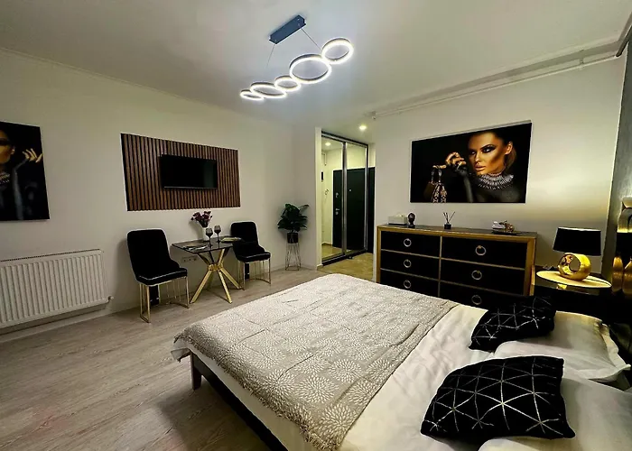 Golden Mirage Militari Residence